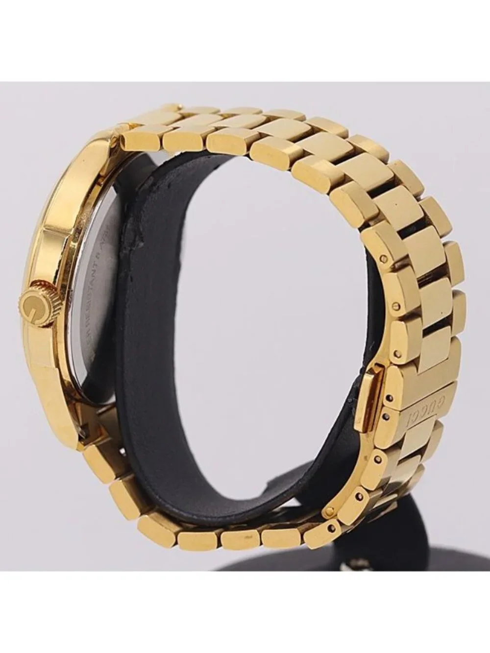 Gucci Timeless 126.4 Quartz Date Gold Dial Watch